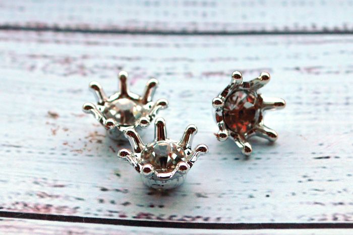 Корона серебро. 1,5 см