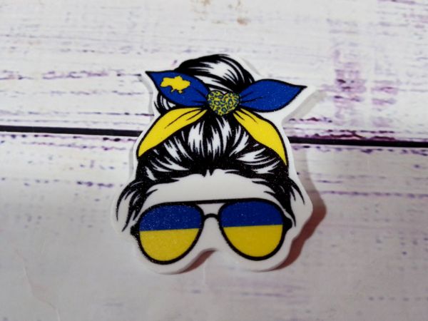 Планер Українка в окулярах