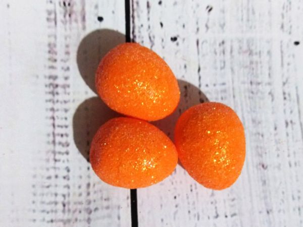 Яйцо с глиттером оранжевое. Размер 1,8 см