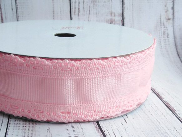 Репсова стрічка, ажурний край. 3,5 см. Світло-рожевий