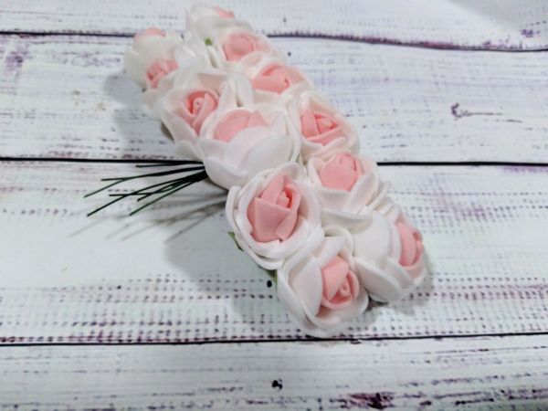 Роза латексная 2 см. 12 шт. Бело-персиковые