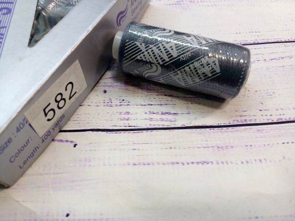 Нитки швейні Ideal/Anma 40/2 № 582