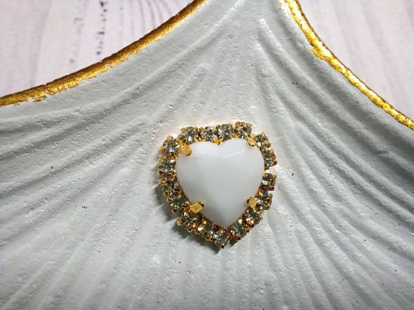 Серце. Біле с золотом 18 мм