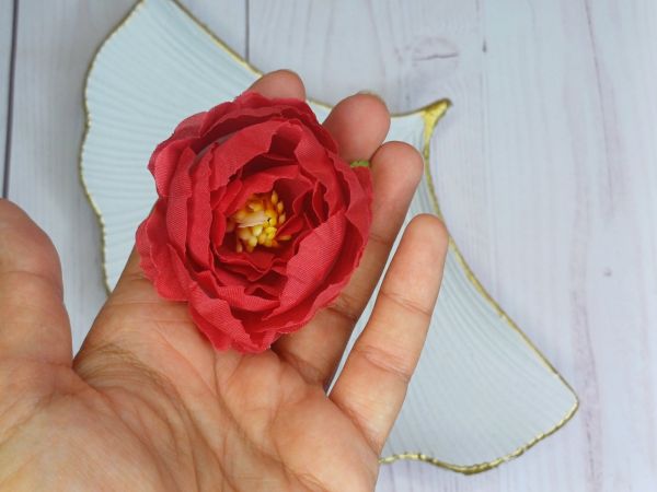 Півонія 6 см Червона 1 шт
