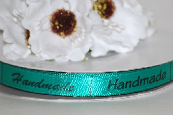 Стрічка атласна "Hand Made". Ізумрудна. Ширина 1 см